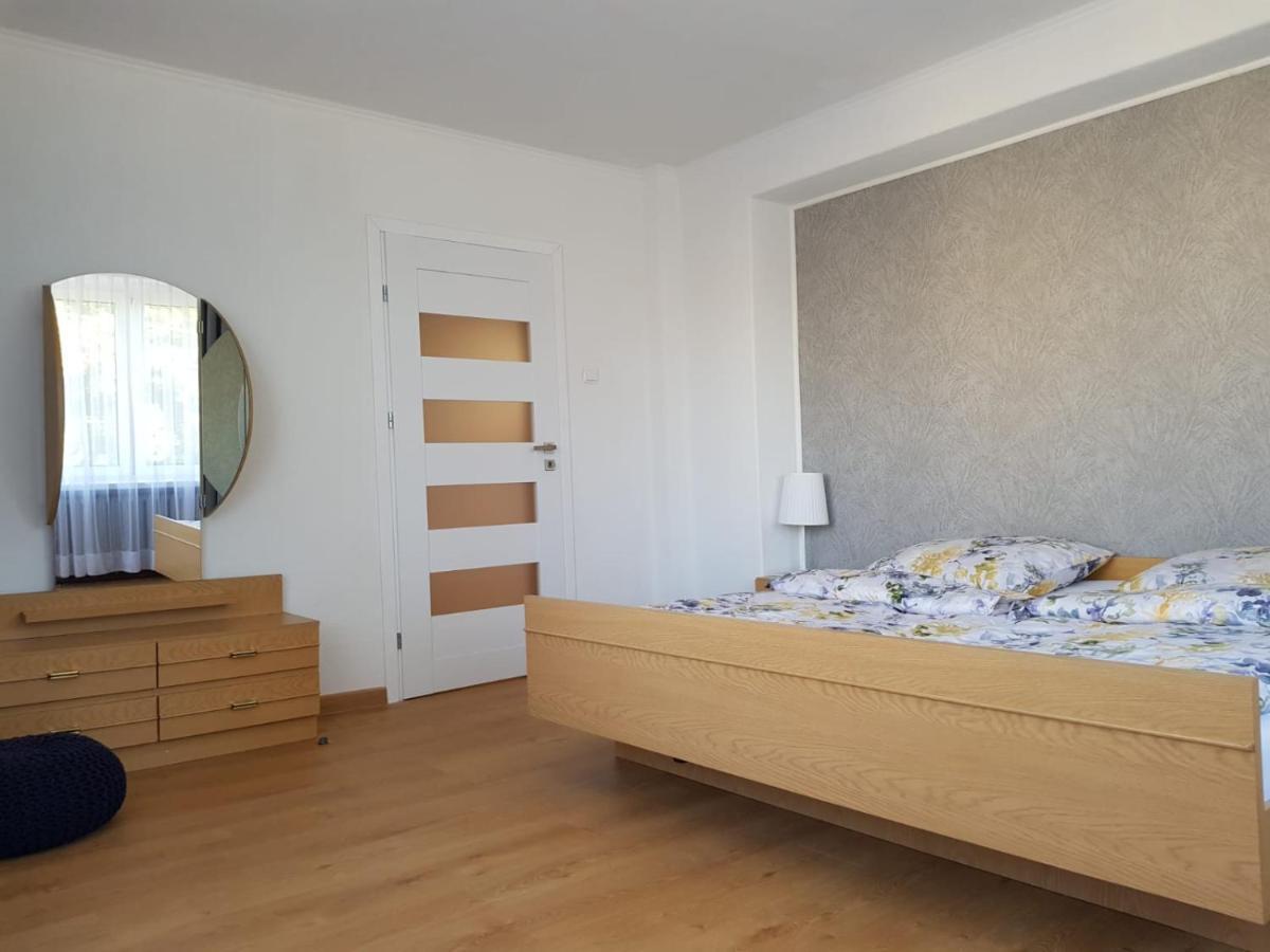 Apartament Aleksandra We Wielu Z Widokiem Na Jezioro Wiele Exterior foto