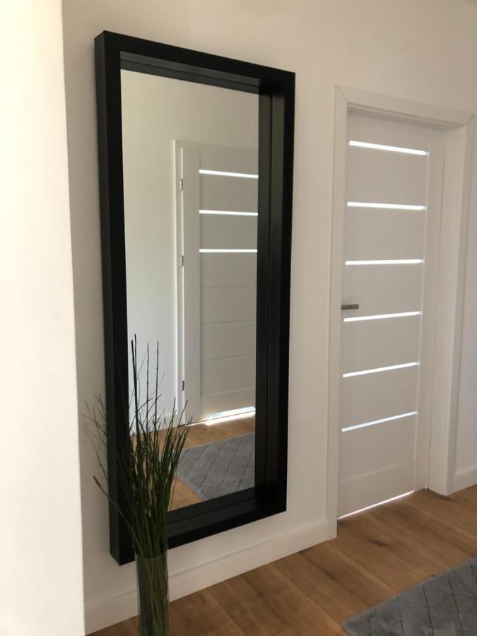 Apartament Aleksandra We Wielu Z Widokiem Na Jezioro Wiele Exterior foto