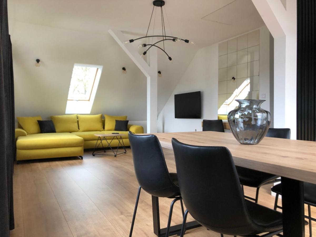 Apartament Aleksandra We Wielu Z Widokiem Na Jezioro Wiele Exterior foto