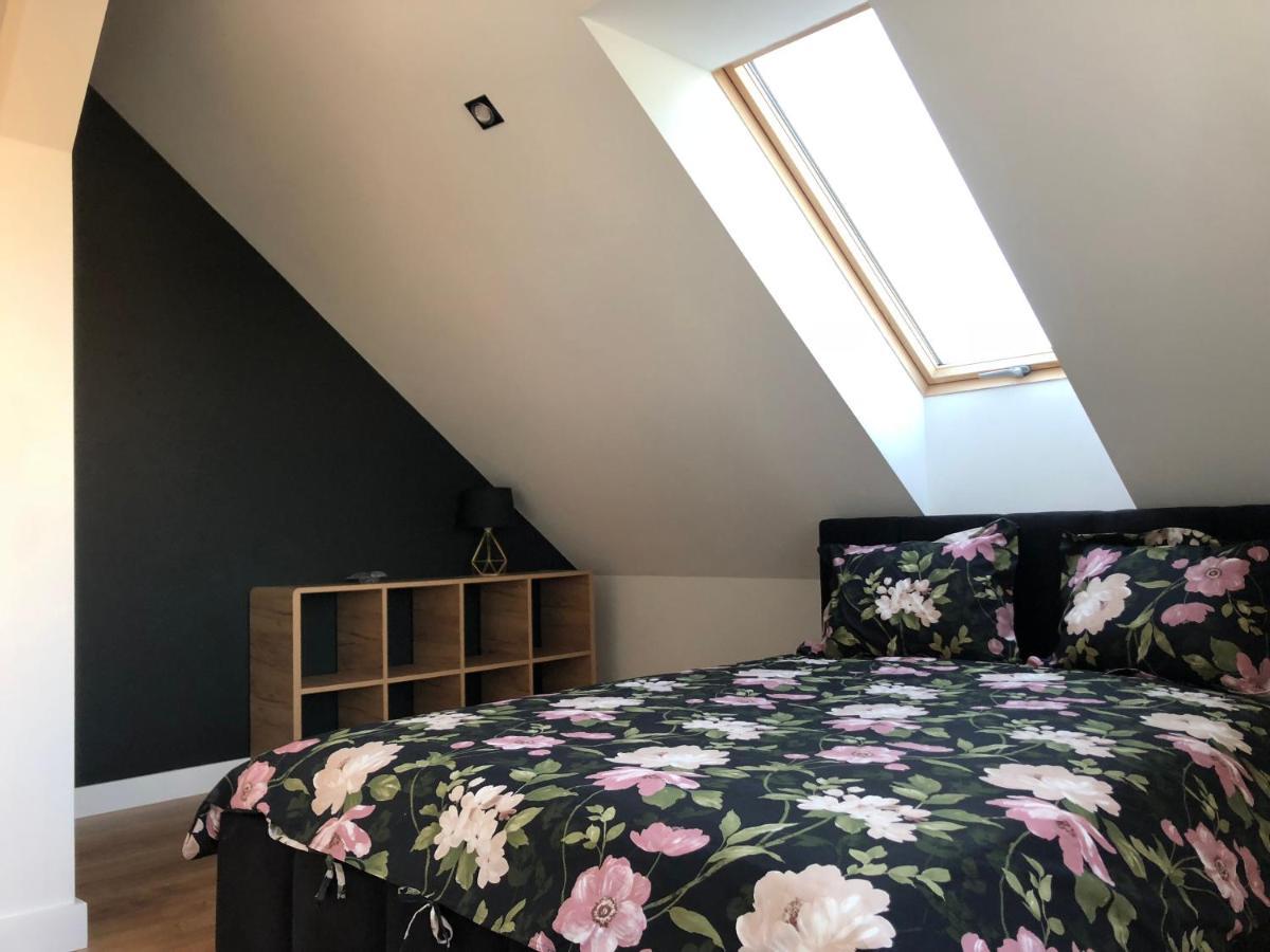 Apartament Aleksandra We Wielu Z Widokiem Na Jezioro Wiele Exterior foto